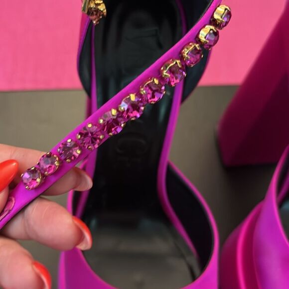 Versace Women's Pink satin Platform Heels, US8 - Picture 4 of 12